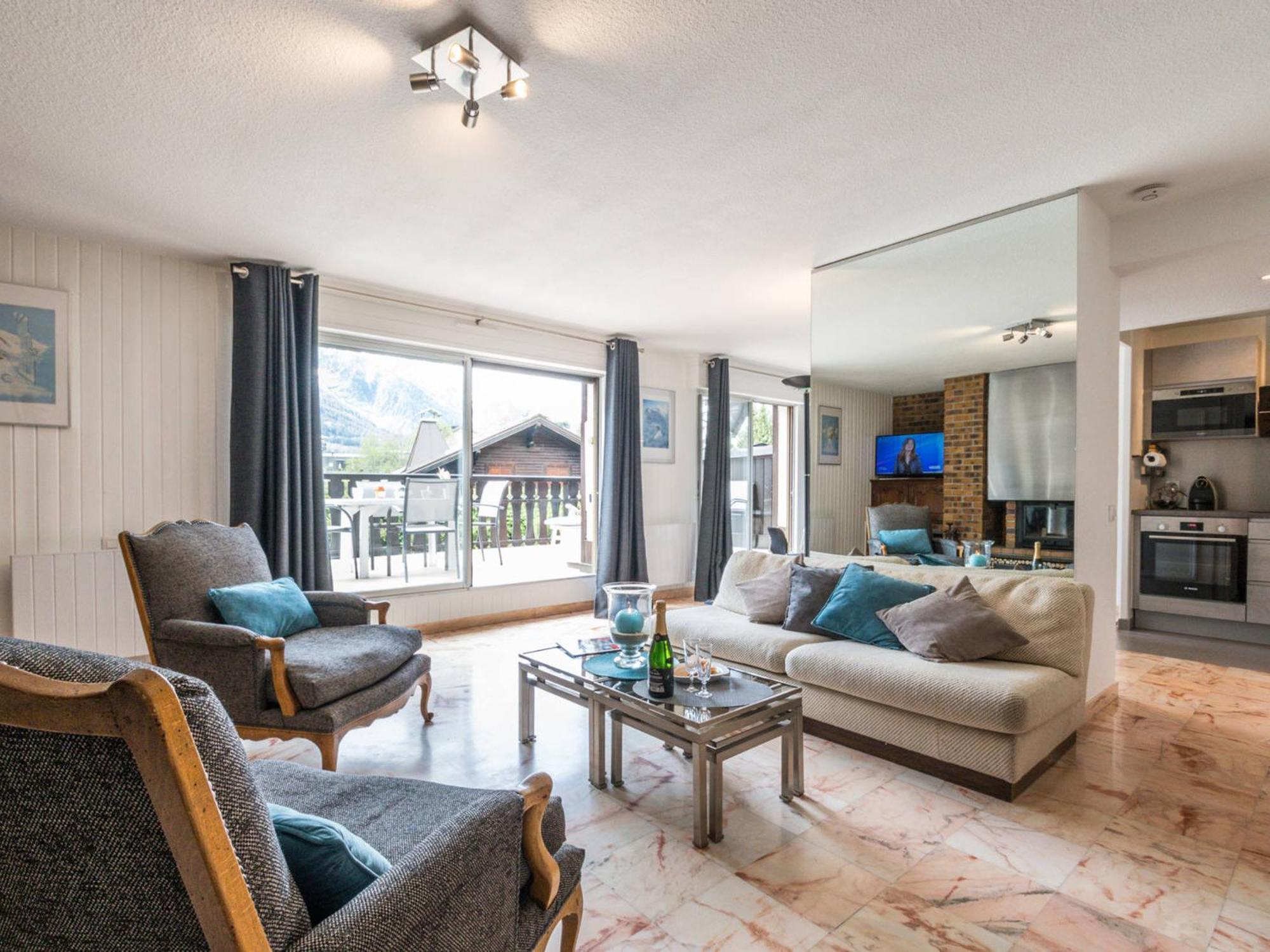 Grand Avec Terrasse Face Au Mont-blanc, Parking Et Wifi - Fr-1-343-173 Apartment Chamonix